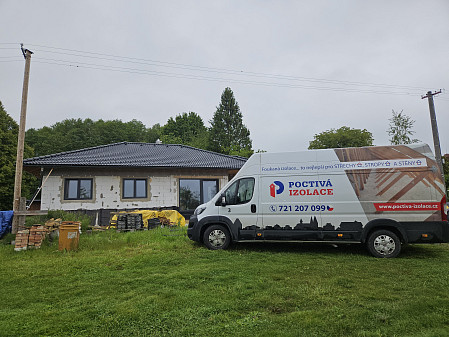 Izolace stropu novostavby rodinného domu v Horním Třešňovci